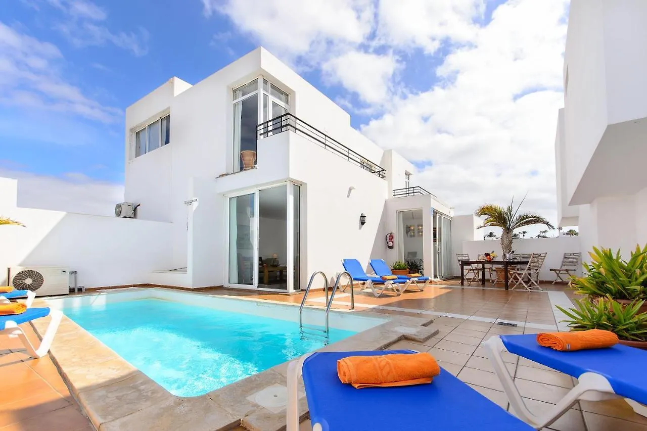 Luis III Villa Puerto del Carmen  Spain