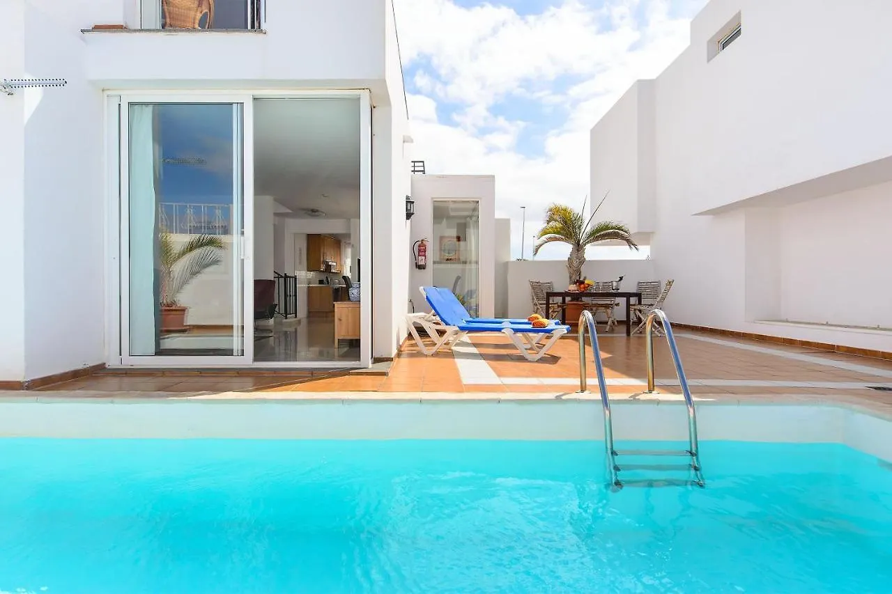 Luis III Villa Puerto del Carmen